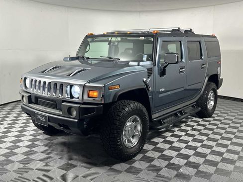 Used 2005 HUMMER H2 w/ Preferred Equipment Group image 3