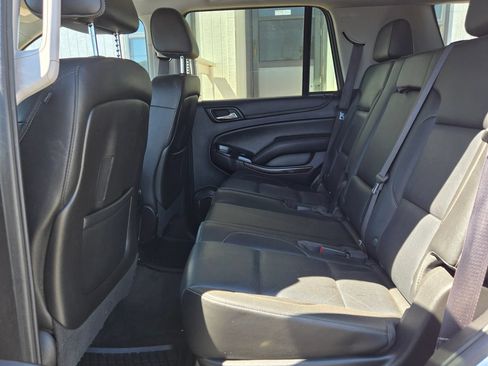 Used 2016 GMC Yukon SLT AWD/4WD image 12