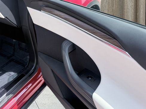 Used 2022 Tesla Model X AWD/4WD image 55