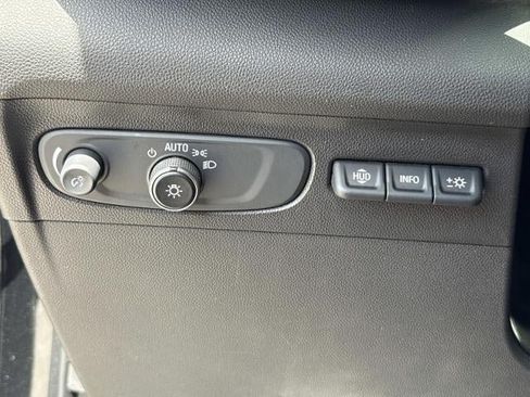 Used 2021 Buick Envision Avenir w/ Technology Package II FWD image 28