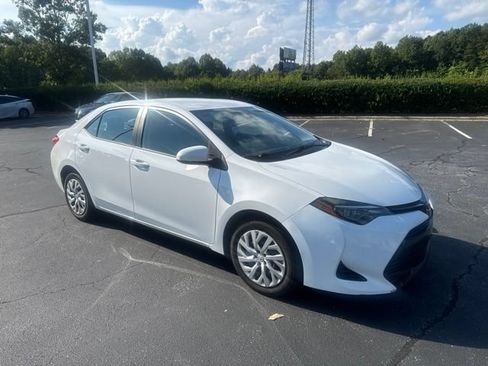 Used 2019 Toyota Corolla LE FWD image 5