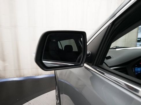 Certified 2023 GMC Acadia SLE w/ Driver Convenience Package image 25