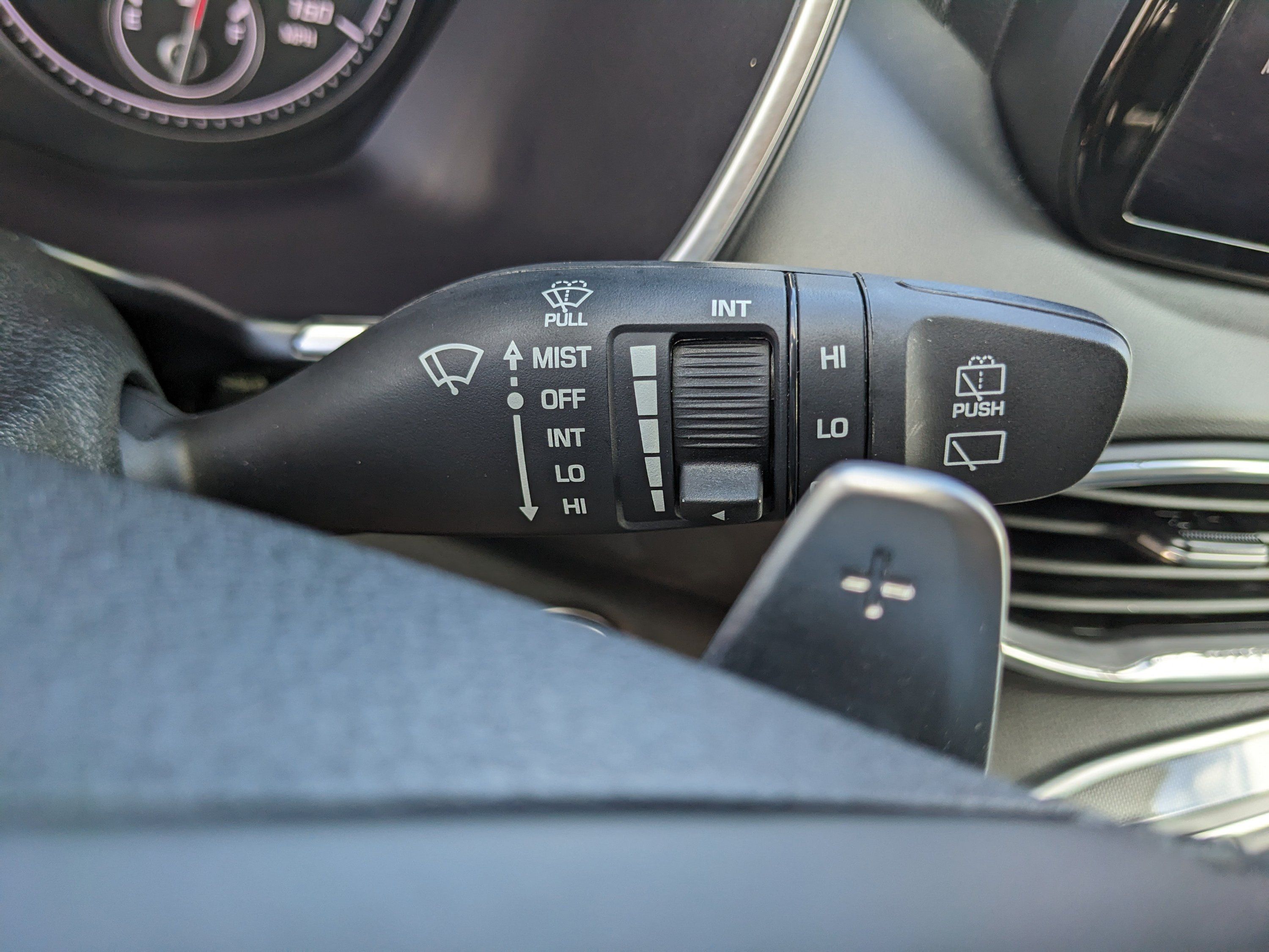 Used 2023 Hyundai Santa Fe SEL FWD image 29