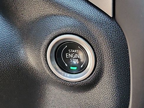 Used 2021 Chevrolet Silverado 1500 LT w/ Bed Protection Package RWD image 26