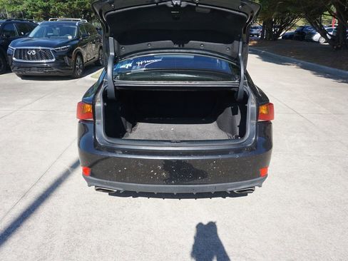 Used 2018 Lexus IS 300 w/ Premium Package RWD image 13