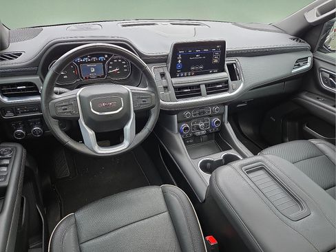 Used 2021 GMC Yukon SLT w/ SLT Premium Package image 11