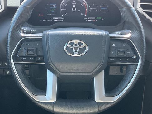 Used 2022 Toyota Tundra Limited AWD/4WD image 22