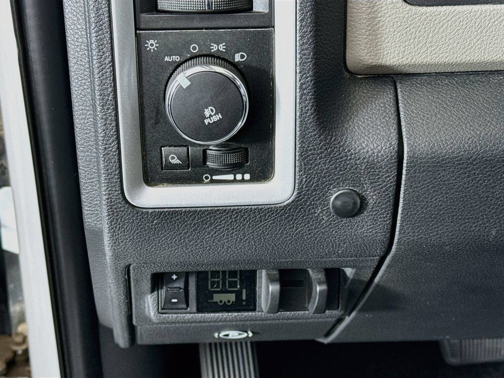 Used 2012 RAM 3500 SLT w/ Technology Group AWD/4WD image 10