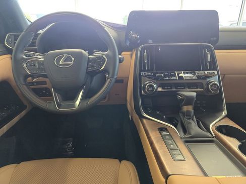 Used 2026 Lexus LX 600 4WD w/ Luxury Package image 26