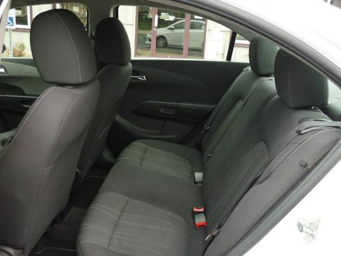 Used 2020 Chevrolet Sonic LT FWD image 17