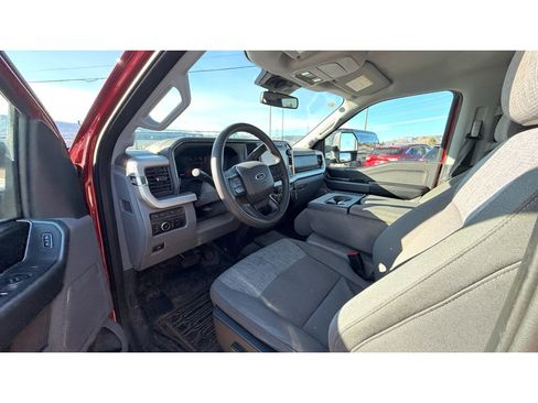 Used 2023 Ford F250 XLT w/ XLT Premium Package image 18