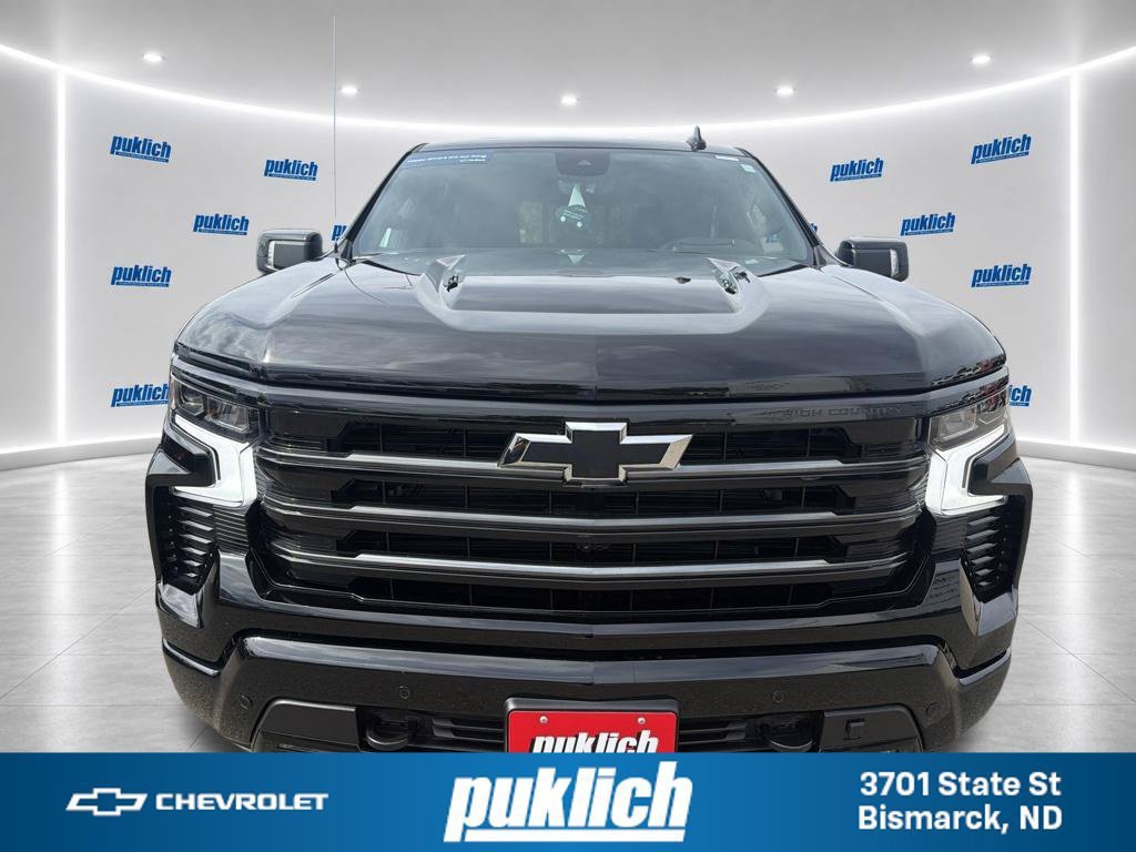 Certified 2026 Chevrolet Silverado 1500 High Country w/ Midnight Edition AWD/4WD image 2