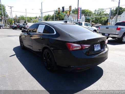 Used 2020 Chevrolet Malibu LT w/ Midnight Edition FWD image 7