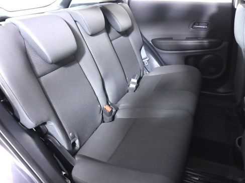 Used 2021 Honda HR-V LX image 32