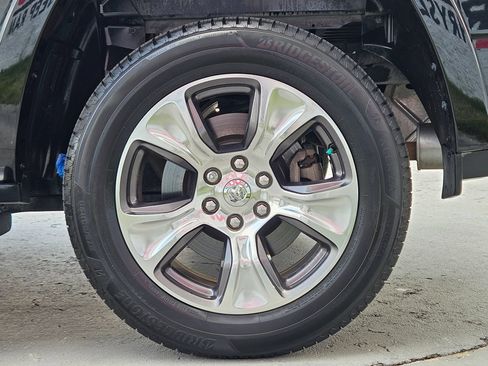 Used 2022 RAM 1500 Laramie AWD/4WD image 29
