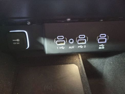 Used 2024 Jeep Wagoneer Series III w/ Premium Group I image 21