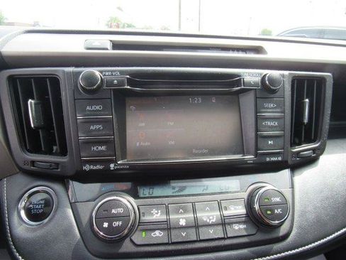 Used 2018 Toyota RAV4 XLE w/ Plus Extra Value Package AWD/4WD image 30