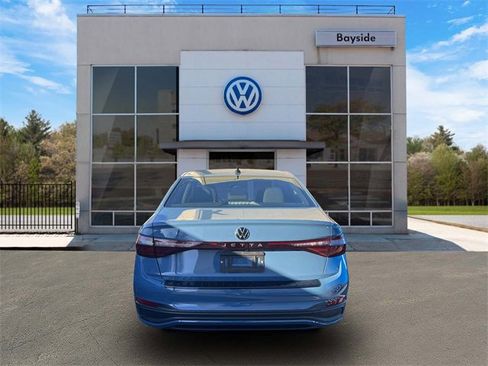 Used 2025 Volkswagen Jetta Sport image 6