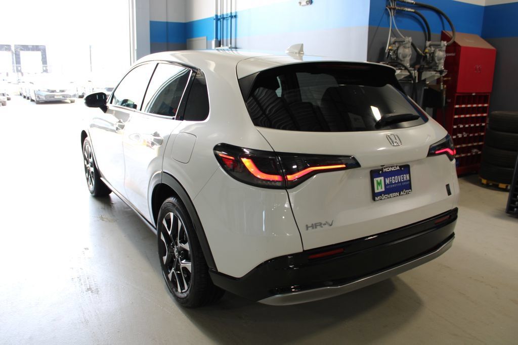 New 2027 Honda HR-V EX-L image 8