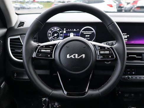 Certified 2024 Kia Seltos SX AWD/4WD image 15