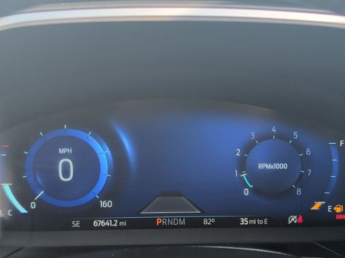 Used 2020 Ford Escape Titanium AWD/4WD image 16