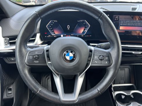 Used 2025 BMW X2 xDrive28i AWD/4WD image 18