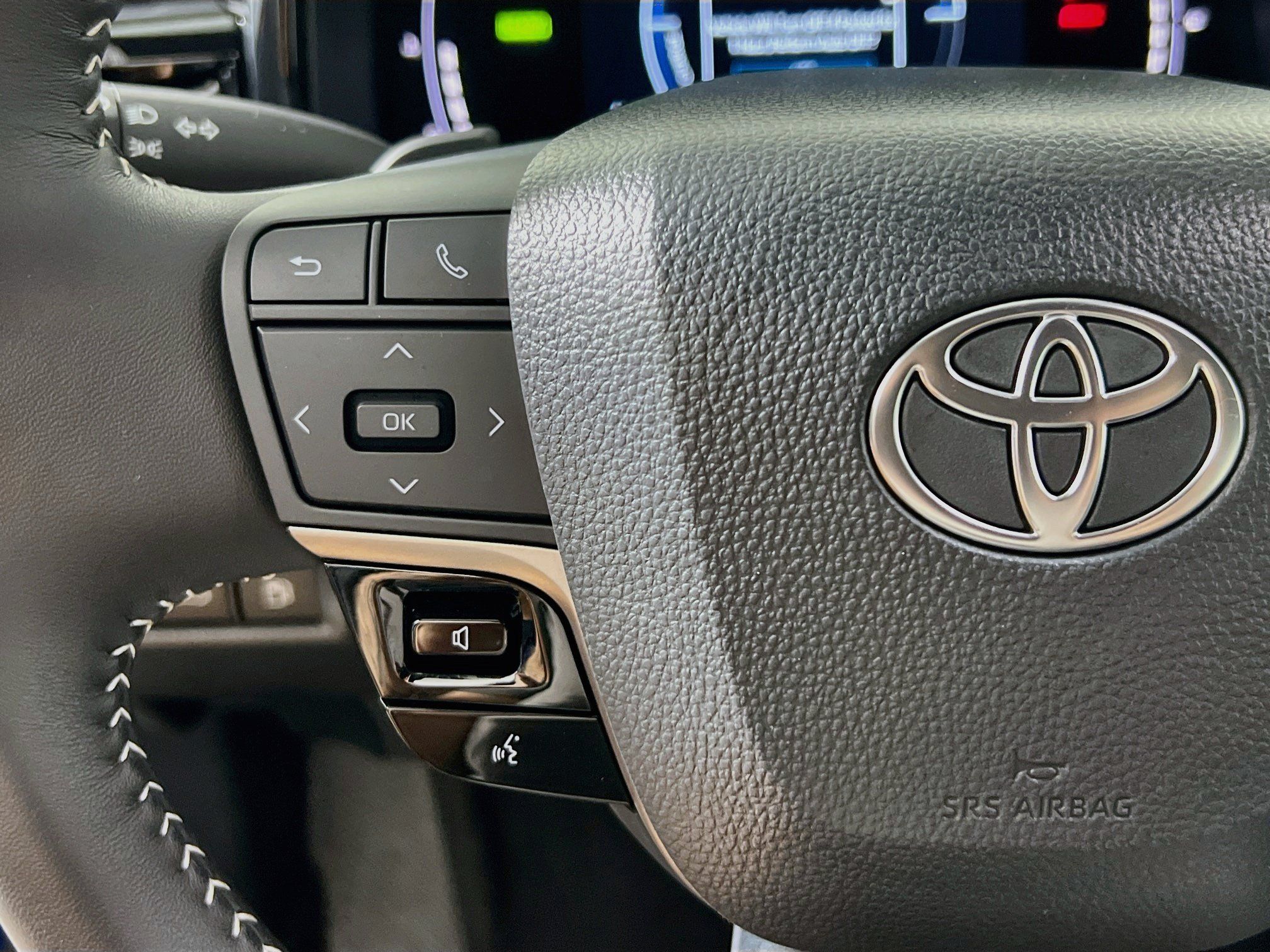 Used 2026 Toyota Camry SE FWD image 18