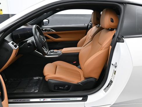 Used 2025 BMW 430i xDrive Coupe w/ M Sport Package AWD/4WD image 11