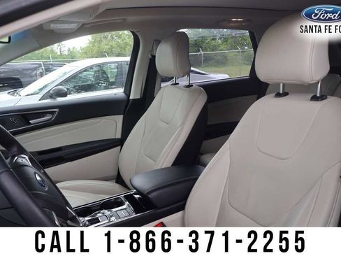 Used 2019 Ford Edge Titanium w/ Equipment Group 301A image 15
