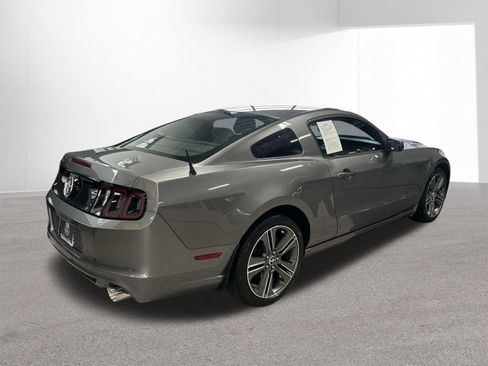 Used 2013 Ford Mustang Coupe w/ V6 Performance Pkg RWD image 38