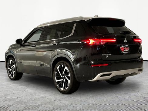 Used 2024 Mitsubishi Outlander SEL AWD/4WD image 4