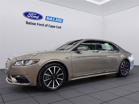Used 2020 Lincoln Continental Reserve image 2