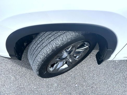 Used 2017 Toyota Highlander Limited Platinum image 25