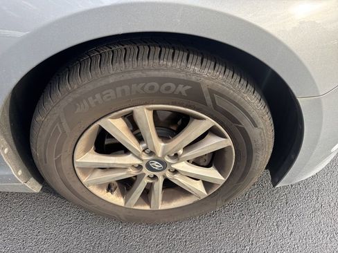 Used 2016 Hyundai Sonata SE image 18