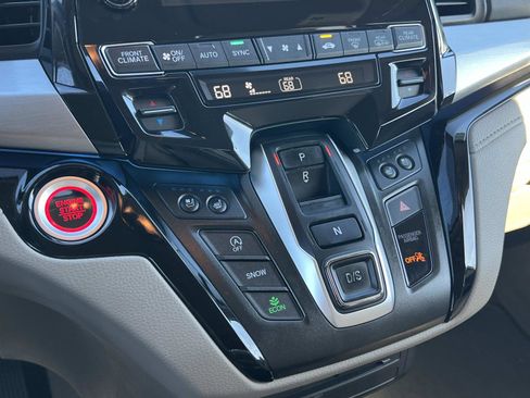 Certified 2019 Honda Odyssey Elite image 16