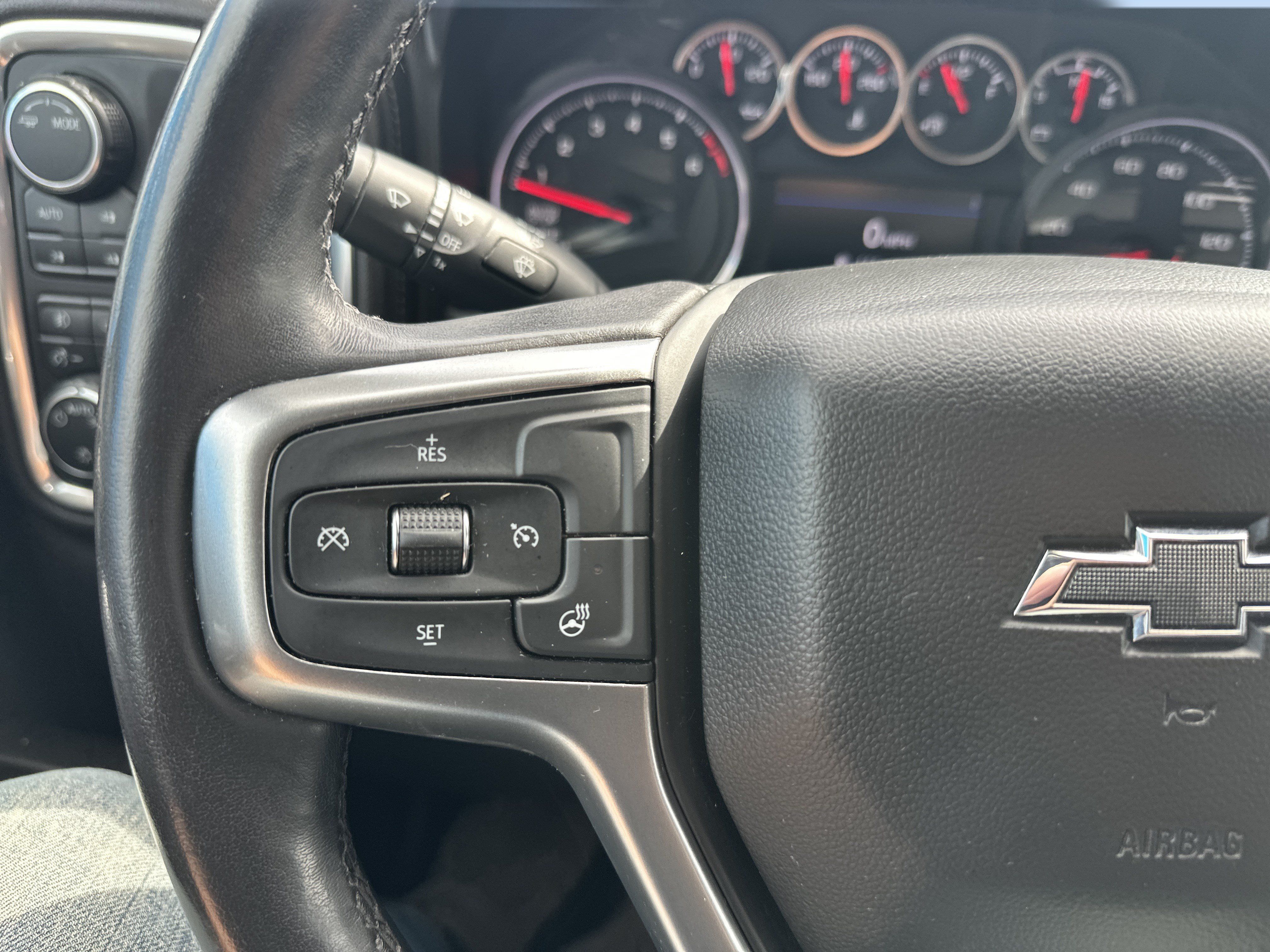 Certified 2020 Chevrolet Silverado 1500 RST AWD/4WD image 13