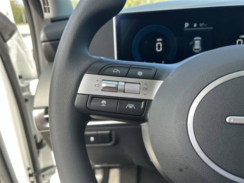 New 2025 Hyundai Tucson SEL image 28