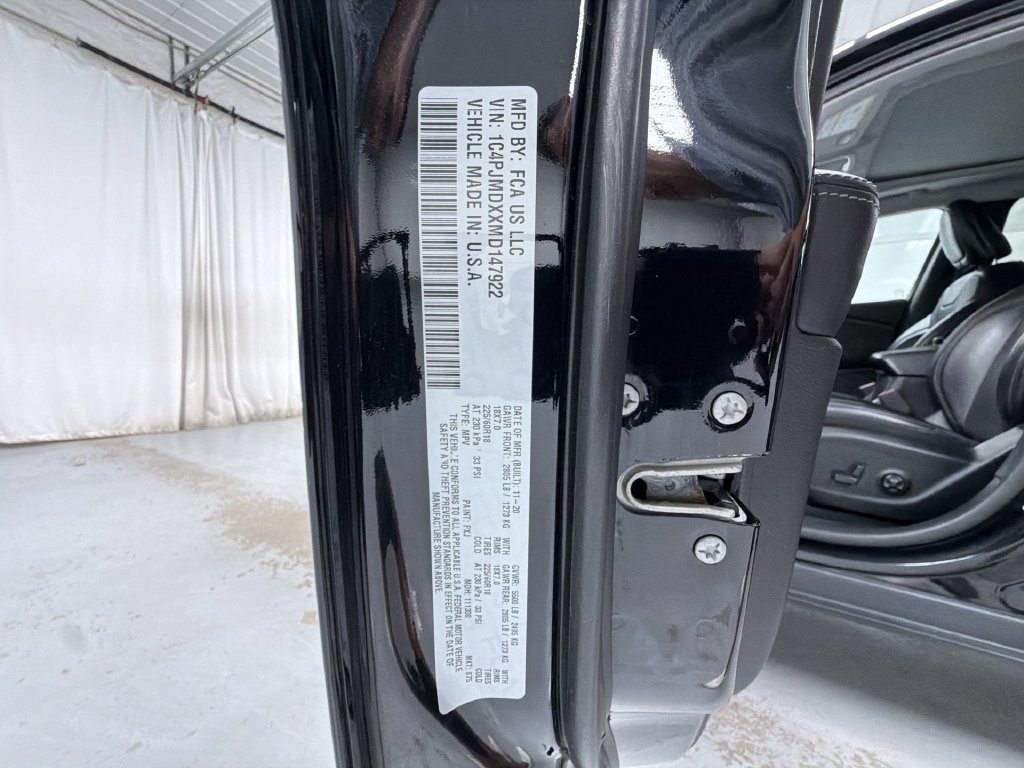 Used 2021 Jeep Cherokee Limited AWD/4WD image 15