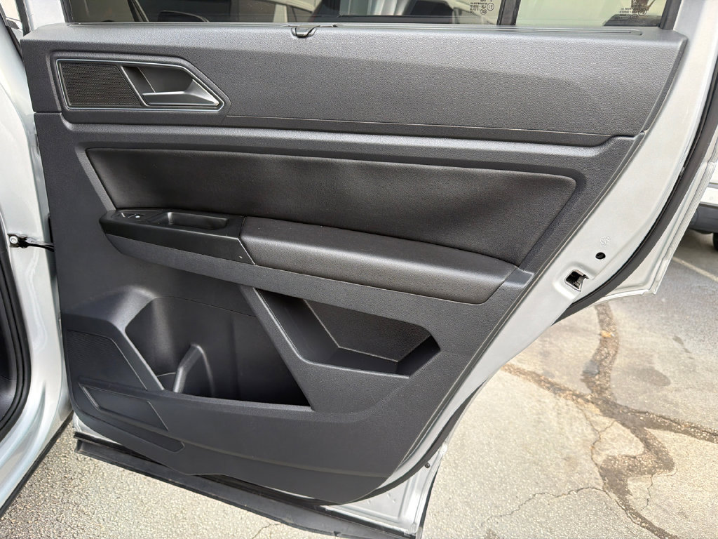 Used 2019 Volkswagen Atlas SE FWD image 16