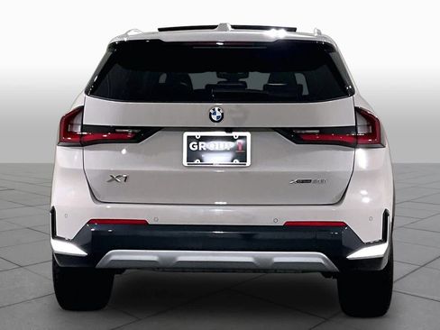Used 2026 BMW X1 xDrive28i w/ Convenience Package AWD/4WD image 4