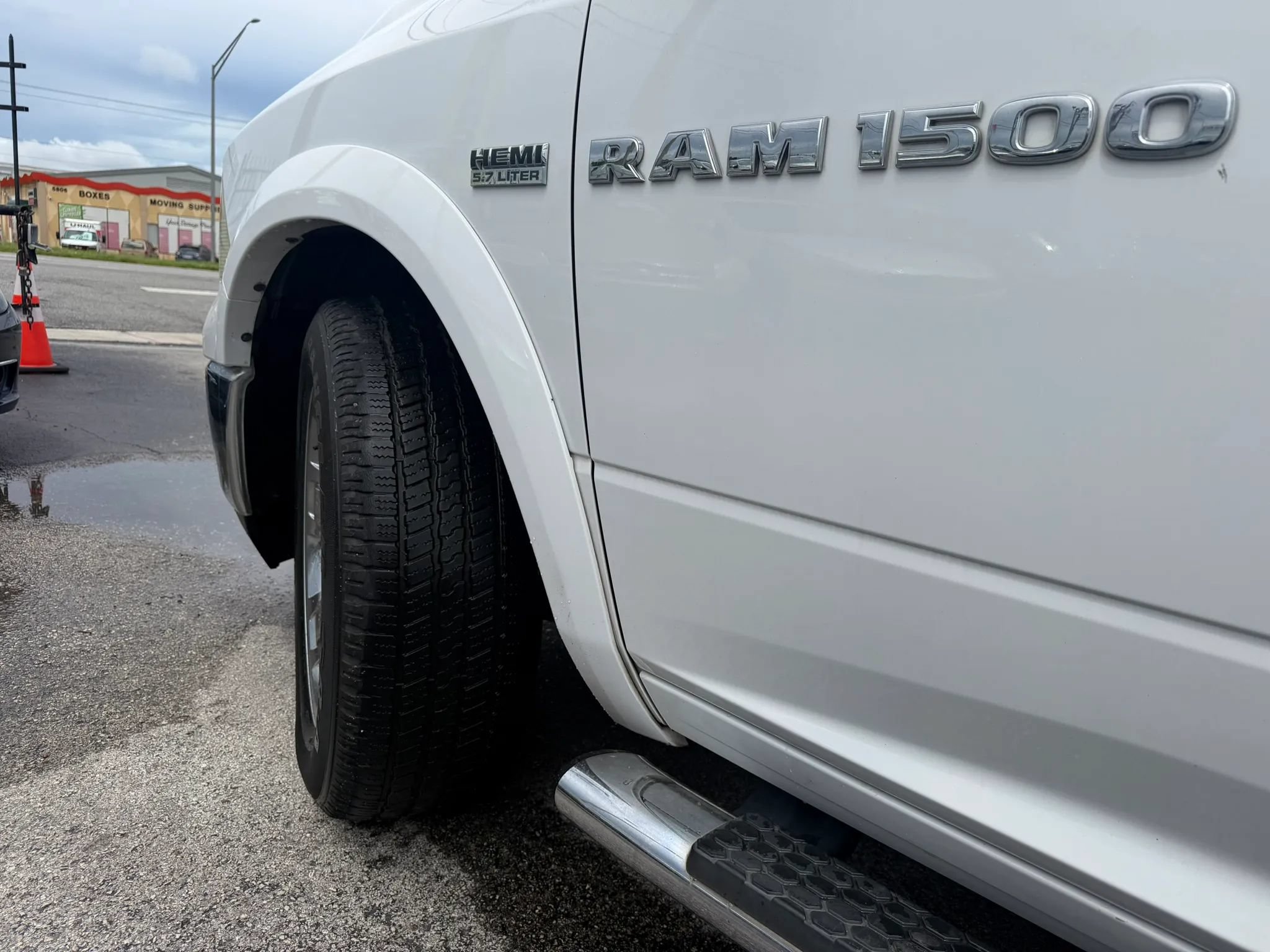 Used 2012 RAM 1500 Laramie RWD image 17
