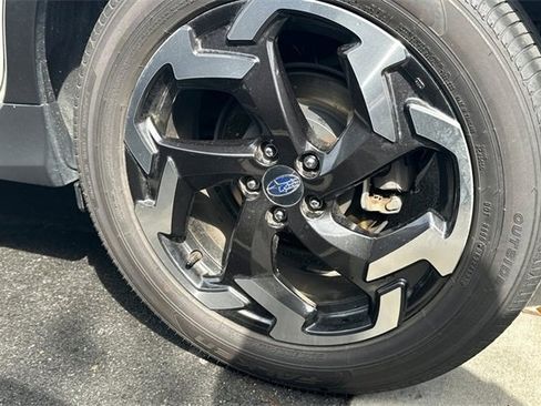 Used 2023 Subaru Crosstrek 2.5i Limited image 6