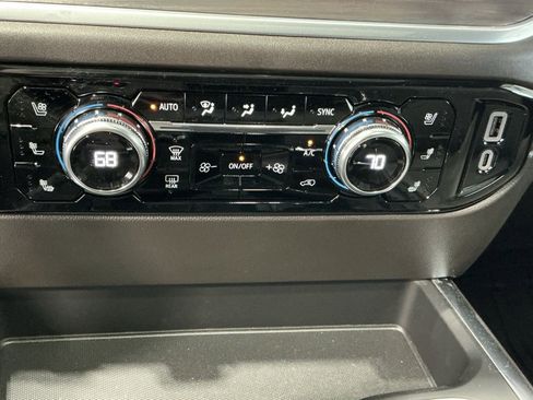 Used 2026 GMC Sierra 1500 SLT w/ SLT Premium Package image 41