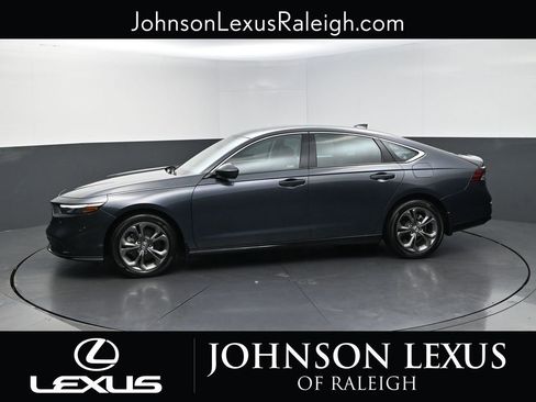 Used 2023 Honda Accord EX-L image 2