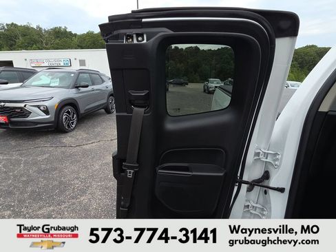 Used 2020 Chevrolet Colorado W/T RWD image 31