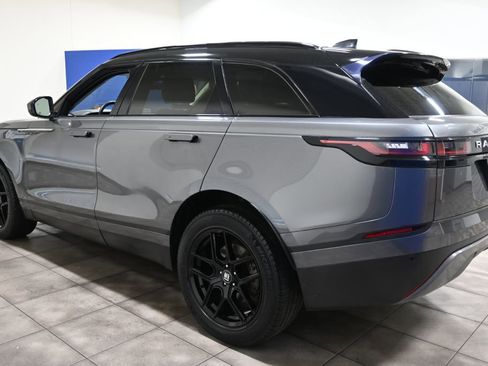 Used 2018 Land Rover Range Rover Velar S image 2