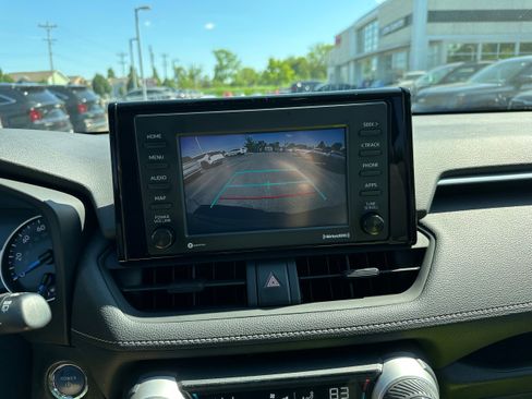 Used 2022 Toyota RAV4 XLE w/ Convenience Package AWD/4WD image 35