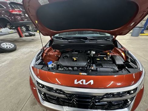Certified 2024 Kia Seltos S image 19