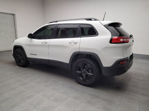 Used 2017 Jeep Cherokee High Altitude image 3