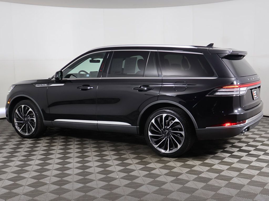 Used 2021 Lincoln Aviator Reserve w/ Elements Package Plus AWD/4WD image 18